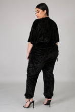Load image into Gallery viewer, Black Velvet Plush Set